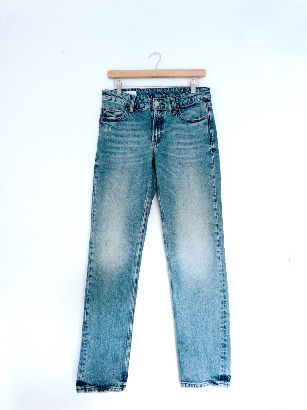 Zara Women’s Low Rise Jeans - Size 6 / 28